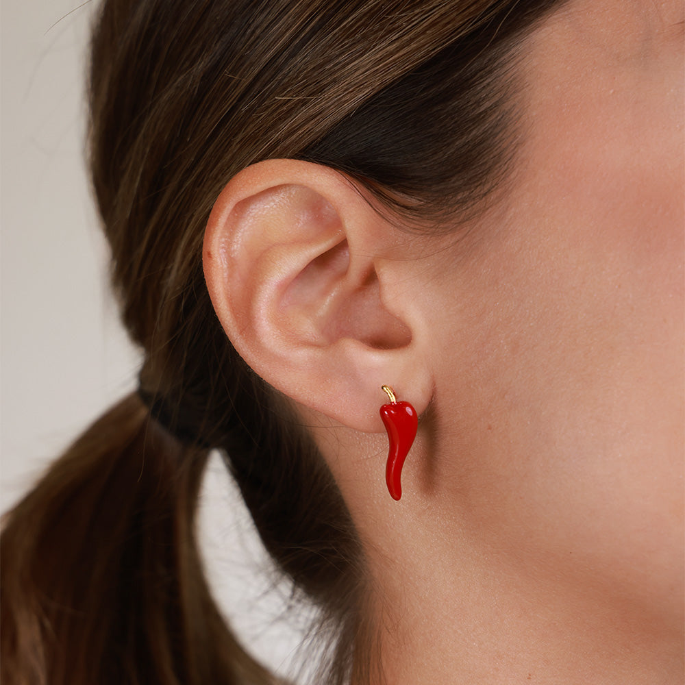 Chili Rim Modelo Chili Mini Studs – Daniela Salcedo